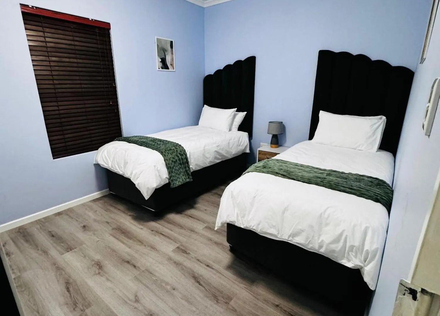 Blue Lily Haven Cape Town Self Catering Home 0*,  Νότια Αφρική